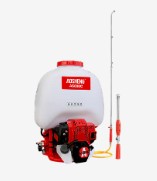 Welche Schutzausrüstung ist beim Betrieb von Benzin-Gartengeräten erforderlich?